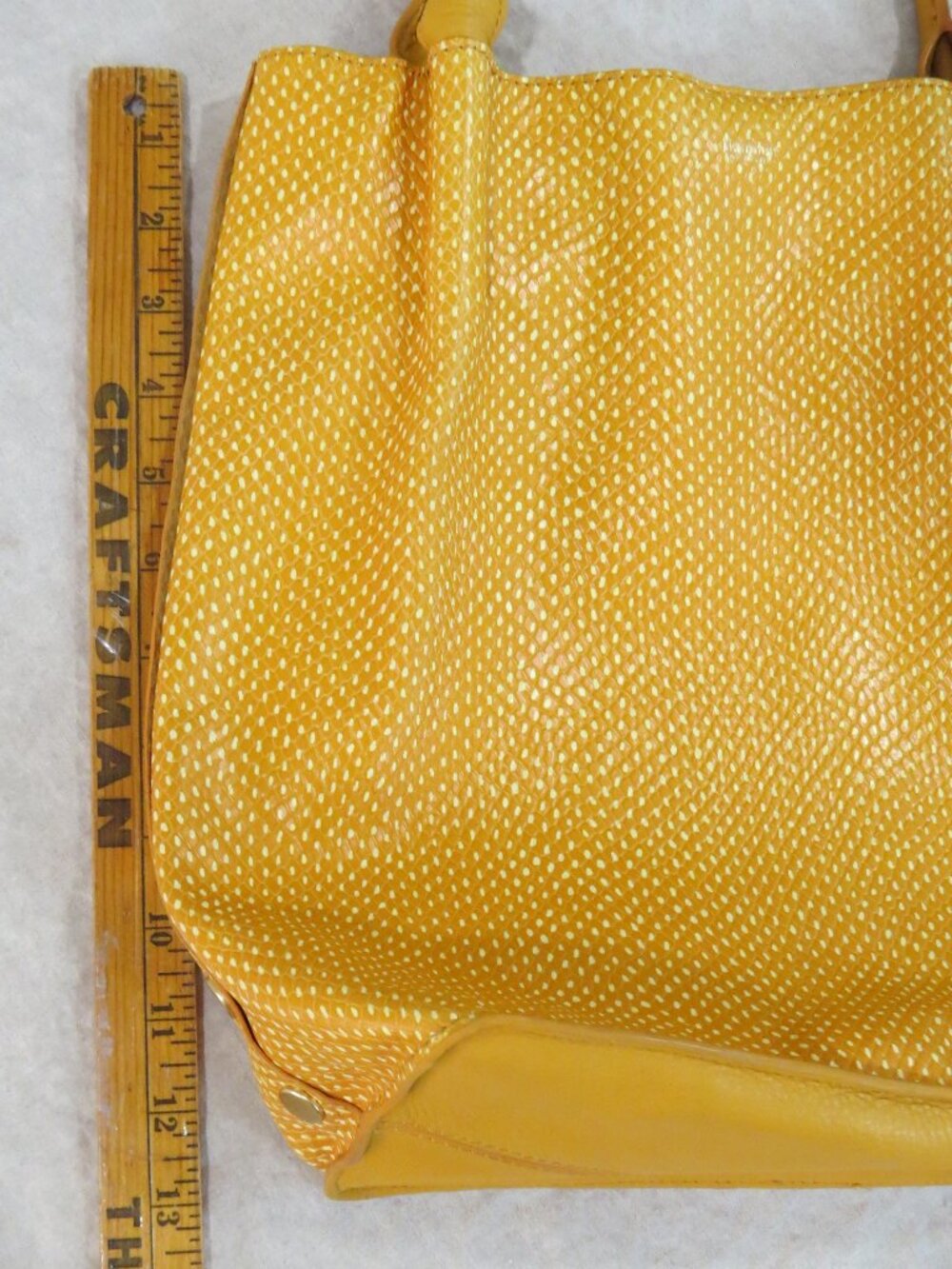 Hammitt Oliver Embossed Leather Tote Bag Yellow Golden Stud Detail, Dust Bag - Picture 15 of 16